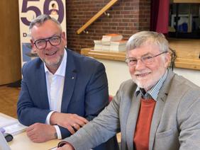 Martin Krebs und Christian Scheuer führten in gewohnt souveräne Art und Weise durch die Kreissynode