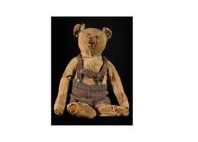 Ausstellung ZeitZeug 1945